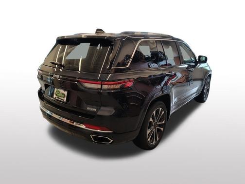 Midnight Sky 2024 Jeep Grand Cherokee 4xe Overland