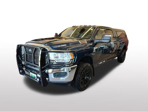 2024 RAM 3500 Tradesman Crew Cab 4x4 8' Box