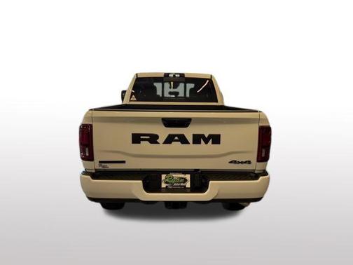 2025 RAM 2500 Big Horn Crew Cab 4x4 6'4' Box