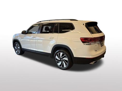 2025 Volkswagen Atlas 2.0T SE w/Technology 4MOTION