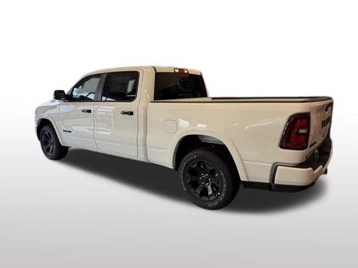 Bright White Clearcoat 2026 RAM 1500 Big Horn