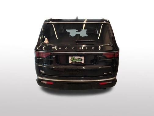 Diamond Black Crystal Pearlcoat 2024 Jeep Wagoneer L Series II 4x4