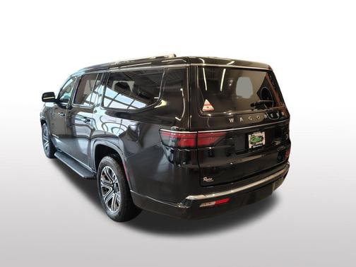 Diamond Black Crystal Pearlcoat 2024 Jeep Wagoneer L Series II 4x4