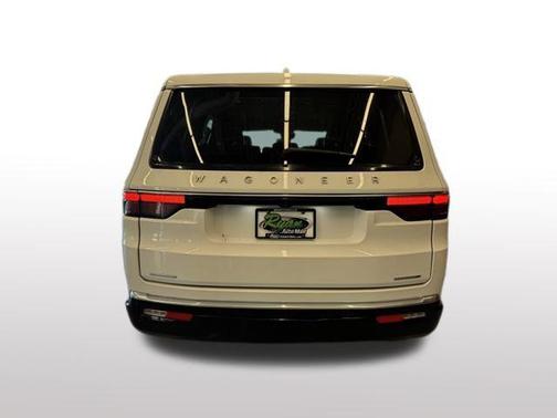 2023 Jeep Wagoneer Series III 4x4