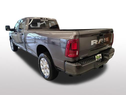 2026 RAM 3500 Big Horn Crew Cab 4x4 8' Box