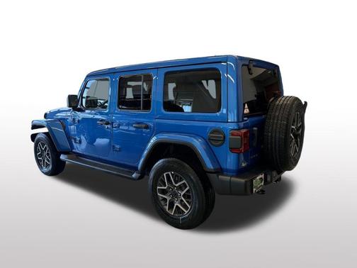 2026 Jeep Wrangler 4-Door Sahara 4x4