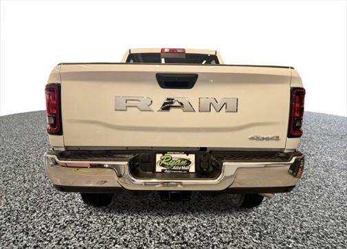 2025 RAM 2500 Tradesman Crew Cab 4x4 6'4' Box