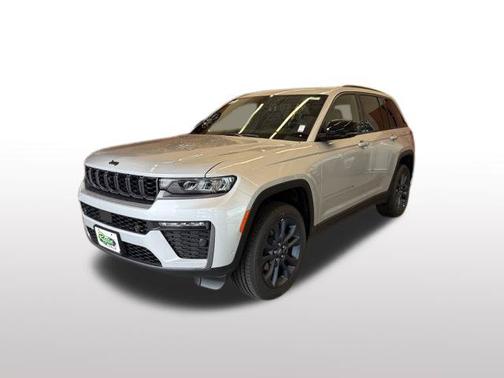 Silver Zynith 2026 Jeep Grand Cherokee Limited 4x2