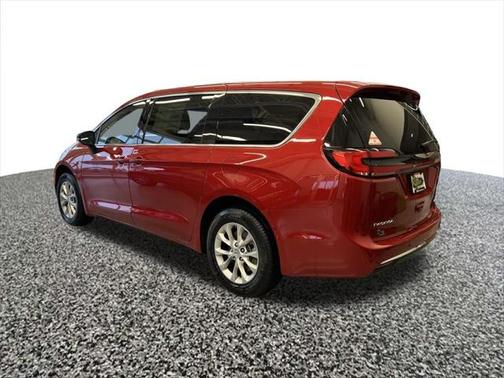 2025 Chrysler Pacifica L