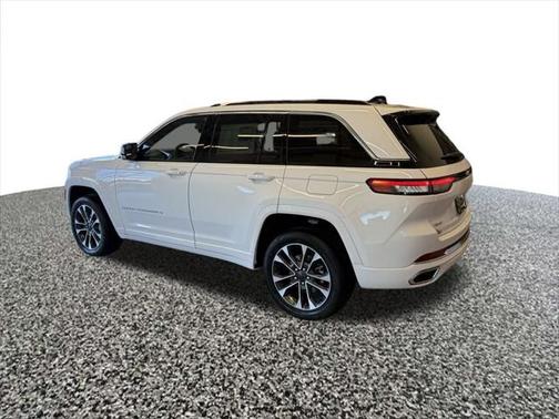 2025 Jeep Grand Cherokee Overland