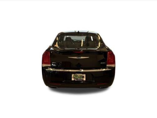 2023 Chrysler 300 Touring