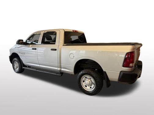 2018 RAM 2500 Tradesman Crew Cab 4x4 6'4' Box