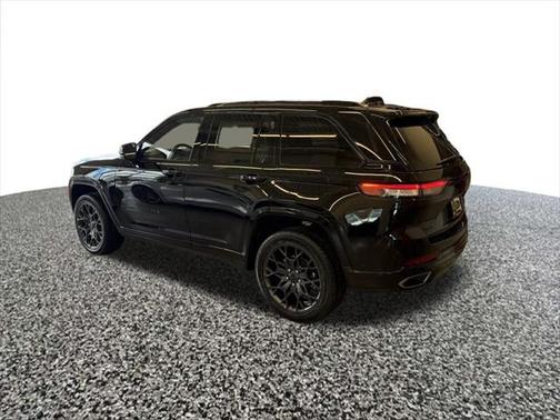2025 Jeep Grand Cherokee L Summit Reserve