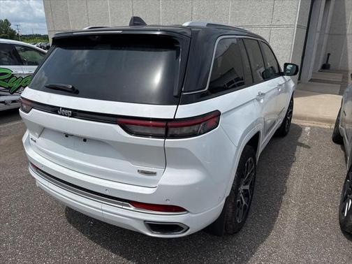 2024 Jeep Grand Cherokee Summit