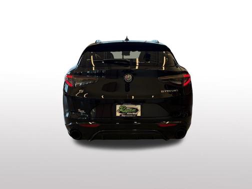 2024 Alfa Romeo Stelvio Veloce AWD