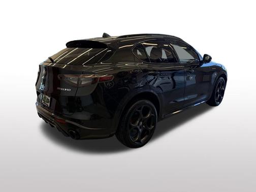 2024 Alfa Romeo Stelvio Veloce AWD