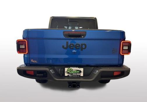 2026 Jeep Gladiator Willys 4x4