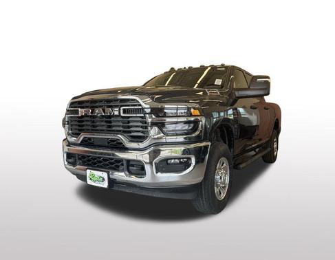 2025 RAM 2500 Tradesman Crew Cab 4x4 6'4' Box