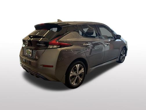2021 Nissan Leaf SL PLUS 62 kWh