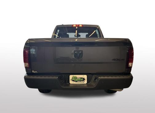 2024 RAM 1500 Classic Warlock Crew Cab 4x4 5'7' Box