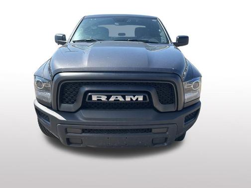 2024 RAM 1500 Classic Warlock Crew Cab 4x4 5'7' Box