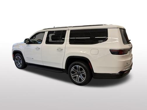 2023 Jeep Wagoneer L Series II 4x4