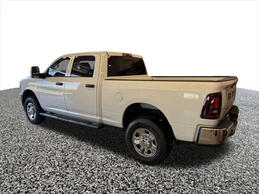 2025 RAM 2500 Tradesman Crew Cab 4x4 6'4' Box