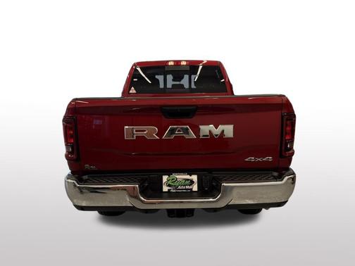2026 RAM 2500 Tradesman Crew Cab 4x4 6'4' Box