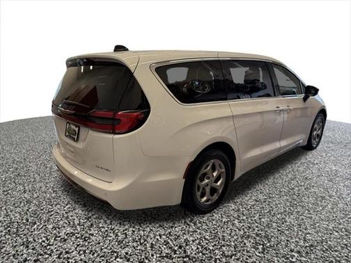 2024 Chrysler Pacifica Limited