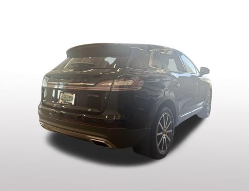 2020 Lincoln Nautilus Black Label