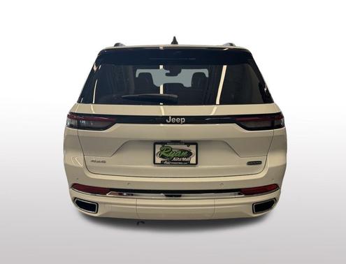 2025 Jeep Grand Cherokee Overland