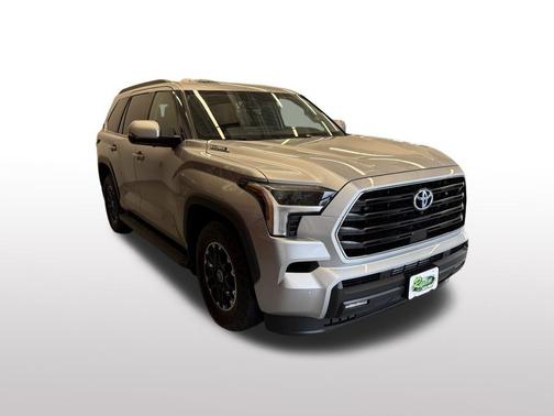 2023 Toyota Sequoia SR5