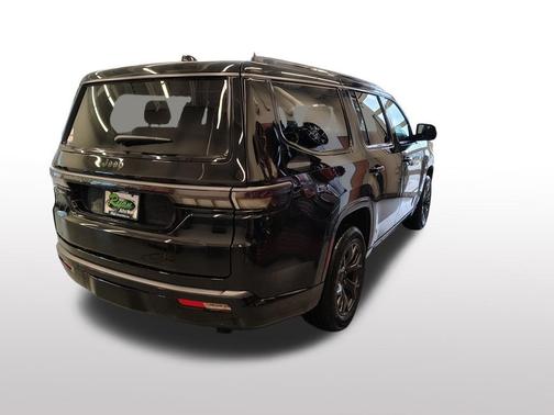 High Gloss Black 2026 Jeep Grand Wagoneer Limited Altitude 4x4