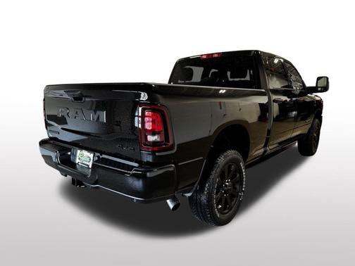 2025 RAM 2500 Big Horn Crew Cab 4x4 6'4' Box