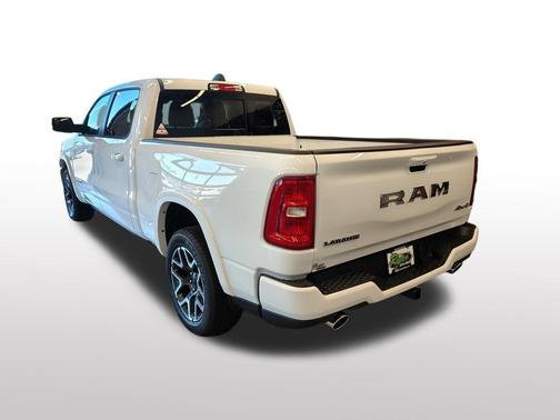 Bright White Clearcoat 2026 RAM 1500 Laramie