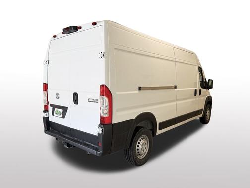 Bright White Clearcoat 2026 RAM ProMaster 2500 High Roof