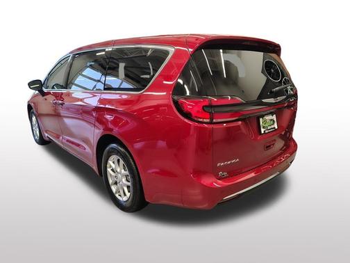 2026 Chrysler Pacifica L