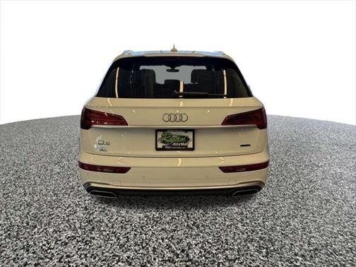 2024 Audi Q5 45 S line Premium Plus