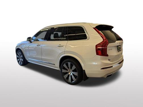 2021 Volvo XC90 T6 Inscription
