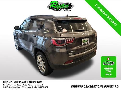 Granite Crystal Metallic Clearcoat 2022 Jeep Compass Latitude Lux