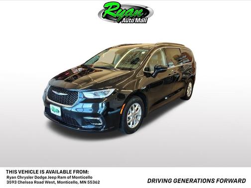 Brilliant Black Crystal Pearlcoat 2022 Chrysler Pacifica Touring L