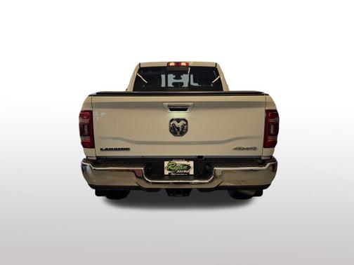 2022 RAM 3500 Laramie Crew Cab 4x4 6'4' Box