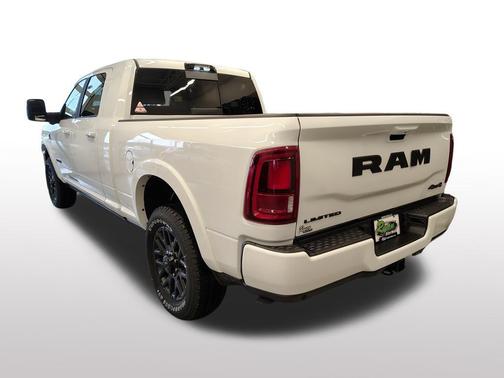 2026 RAM 3500 Limited Mega Cab 4x4 6'4' Box