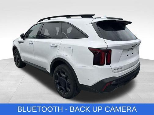 Glacial White Pearl 2026 Kia Sorento SX Prestige