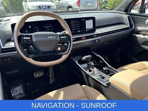 White Pearl 2026 Kia Sorento SX Prestige