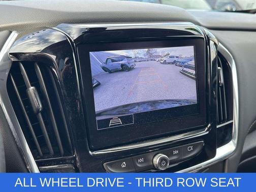 2021 Chevrolet Traverse LT Cloth