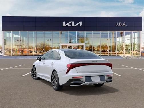 2025 Kia K5 EX