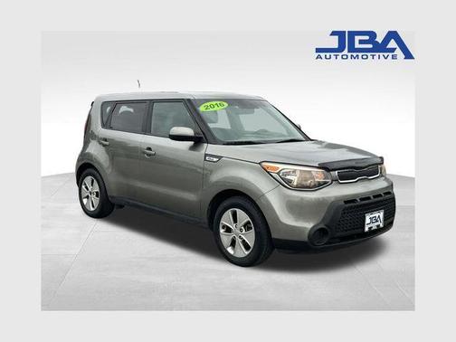 Titanium Gray 2016 Kia Soul Base
