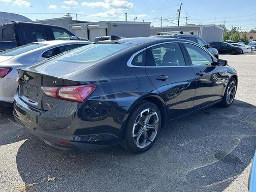 2022 Chevrolet Malibu LT