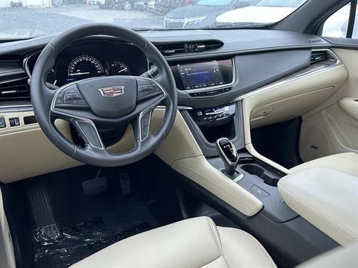 2018 Cadillac XT5 Base